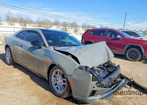 2025 Dodge Charger Daytona R/T from USA, damaged, VIN 2C3CDBCKXSR536879
